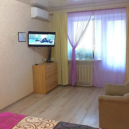 Apartment - Generala Petrova Street โอเดสซา ภายนอก รูปภาพ