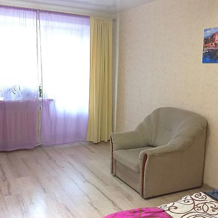 Apartment - Generala Petrova Street โอเดสซา ภายนอก รูปภาพ